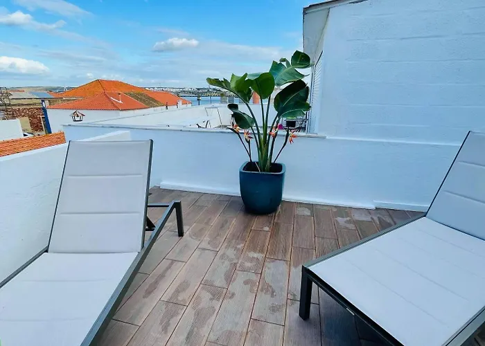 Promenade Townhouse- Roofterrace 3br Near Beaches Nyaraló Portimão