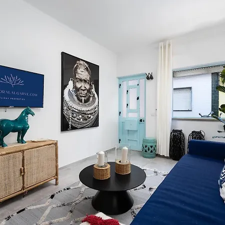 Coral Promenade Old Town Townhouse, Roofterrace 3br Near Beaches Prázdninový dům