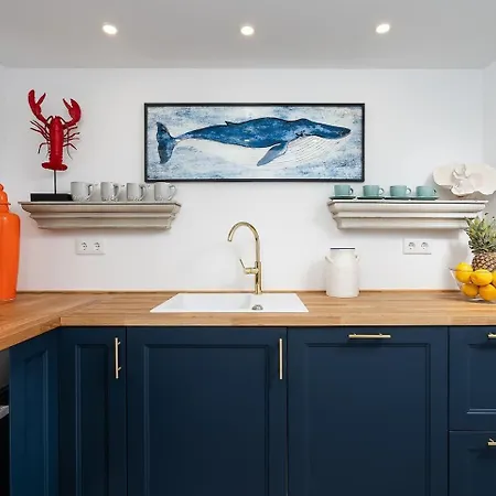 Promenade Townhouse- Roofterrace 3br Near Beaches Vakantiehuis *