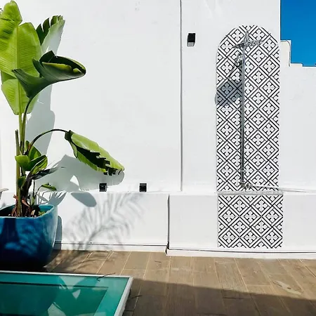 Vakantiehuis Promenade Townhouse- Roofterrace 3br Near Beaches Portimão