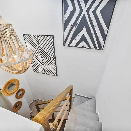Promenade Townhouse- Roofterrace 3br Near Beaches Дом отдыха