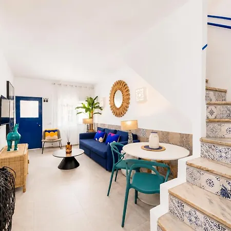 Promenade Townhouse- Roofterrace 3br Near Beaches Portimão