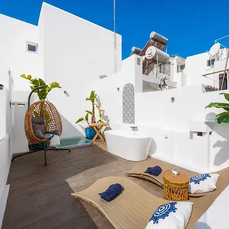 Сasa de vacaciones Promenade Townhouse- Roofterrace 3br Near Beaches