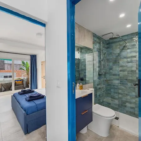 Promenade Townhouse- Roofterrace 3br Near Beaches Дом отдыха Портиман