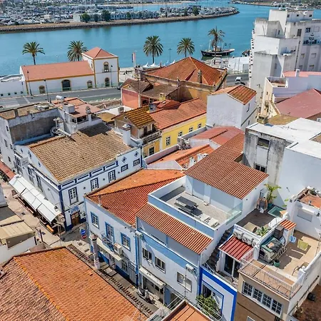 Дом отдыха Promenade Townhouse- Roofterrace 3br Near Beaches