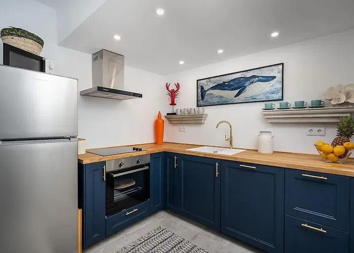 Promenade Townhouse- Roofterrace 3br Near Beaches