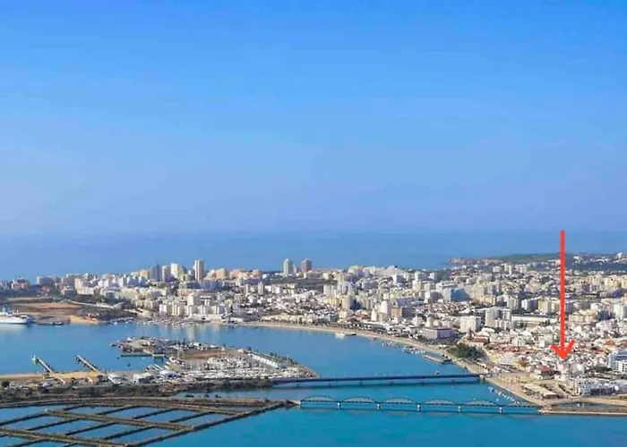 Promenade Townhouse- Roofterrace 3br Near Beaches Ferienhaus Portimão